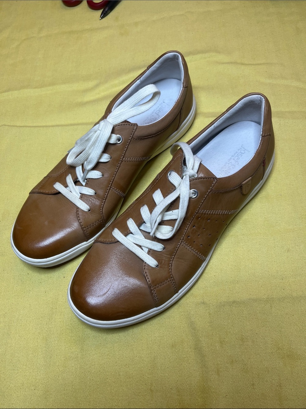 Josef Seibel women’s Casual Leather Sneaker - Brown .